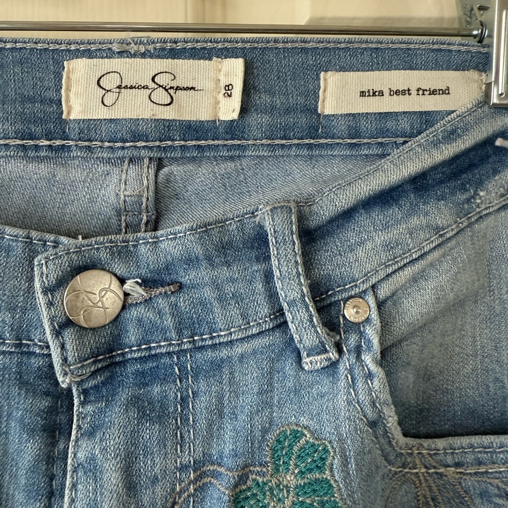 Jessica Simpson Embroidered Floral Jean - Mika best friend style 28 - Picture 3 of 3